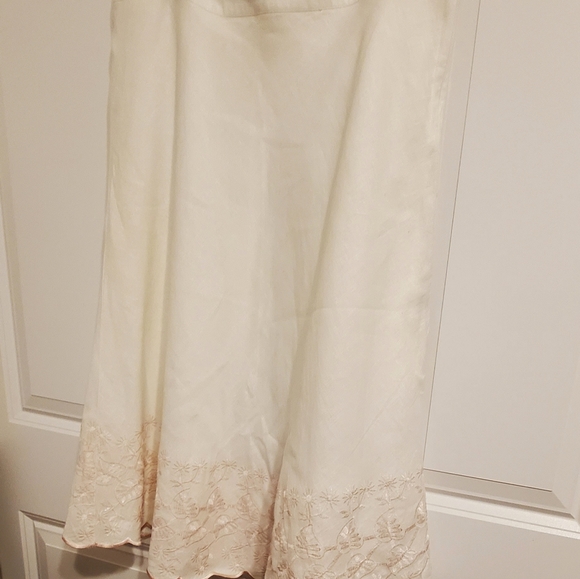 CLUB BEYMEN WOMEN'S LINEN WHITE FLOWY EMBROIDERED SKIRT-36 - Picture 10 of 11